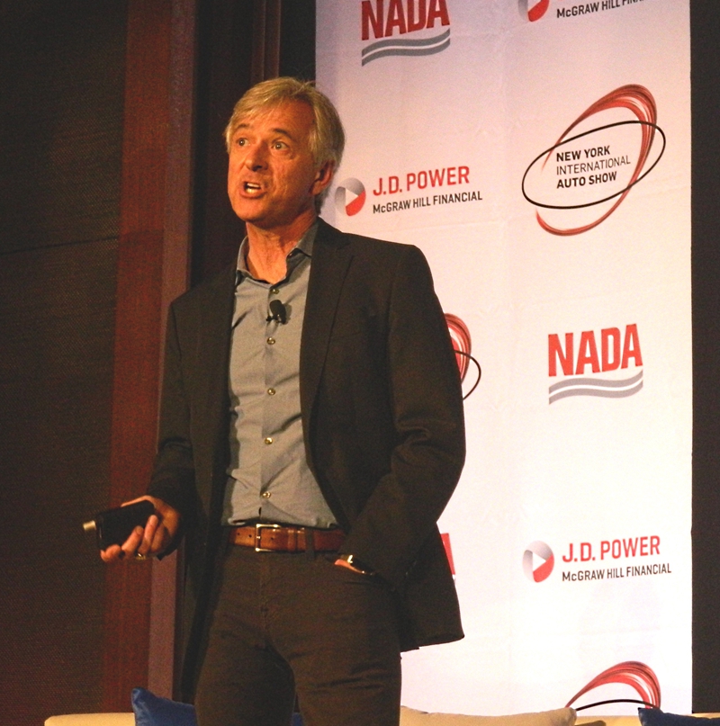 Google汽車項(xiàng)目CEO暢談其自動(dòng)駕駛汽車發(fā)展