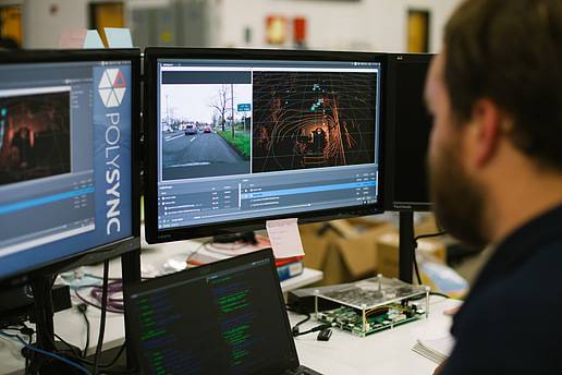 初創(chuàng)企業(yè) 叩開(kāi)OEM合作大門