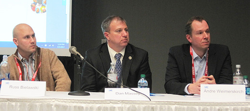 互聯(lián)汽車發(fā)展，網(wǎng)絡(luò)安全隱患升級(jí)！ - WCX17專家座談