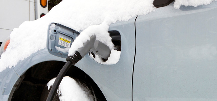 AAA研究報(bào)告：熱效應(yīng)對電動(dòng)汽車?yán)m(xù)航里程的影響 